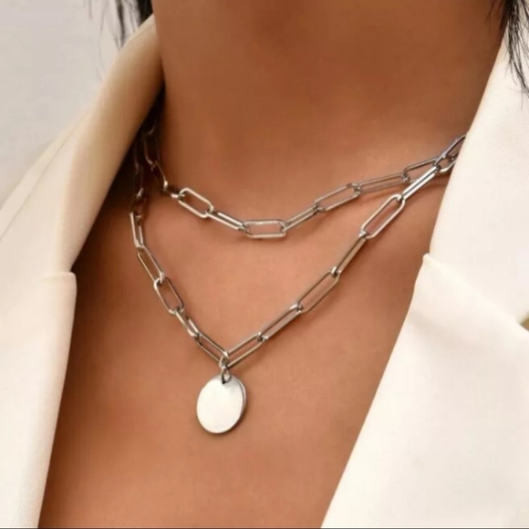 Jewelry - Paperclip Chain Link Coin Pendant Silver Necklace